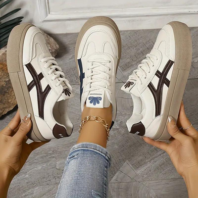 Frauen Turnschuhe, Dicke Sohle, Schnürsenkel, Low Top Sneaker, Skate Schuhe-Leyna Moda